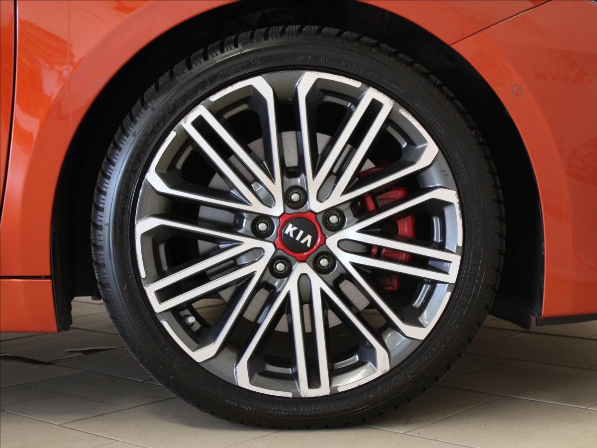 KIA ProCeed