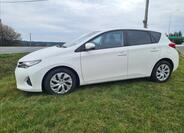 Toyota Auris 4