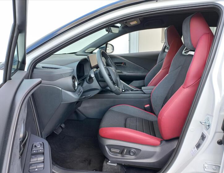 Toyota C-HR 8
