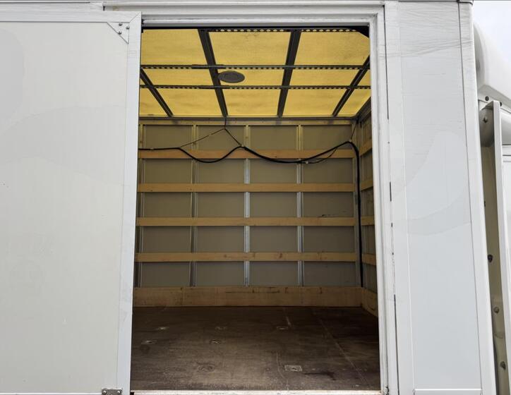 Volkswagen Crafter 21