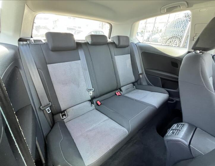 Volkswagen Golf 25