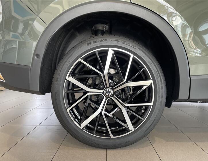 Volkswagen Tiguan 16