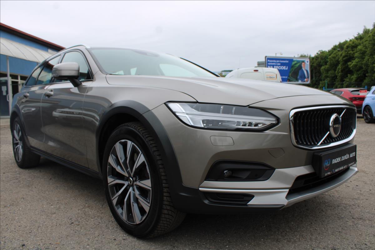 Volvo V90