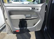 Volkswagen Touran 9