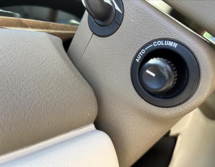Jaguar S-Type 29