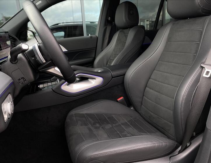 Mercedes-Benz GLE 10