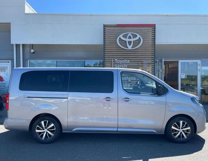 Toyota ProAce Verso 4