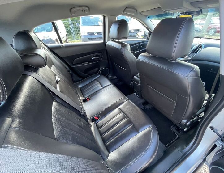 Chevrolet Cruze 22