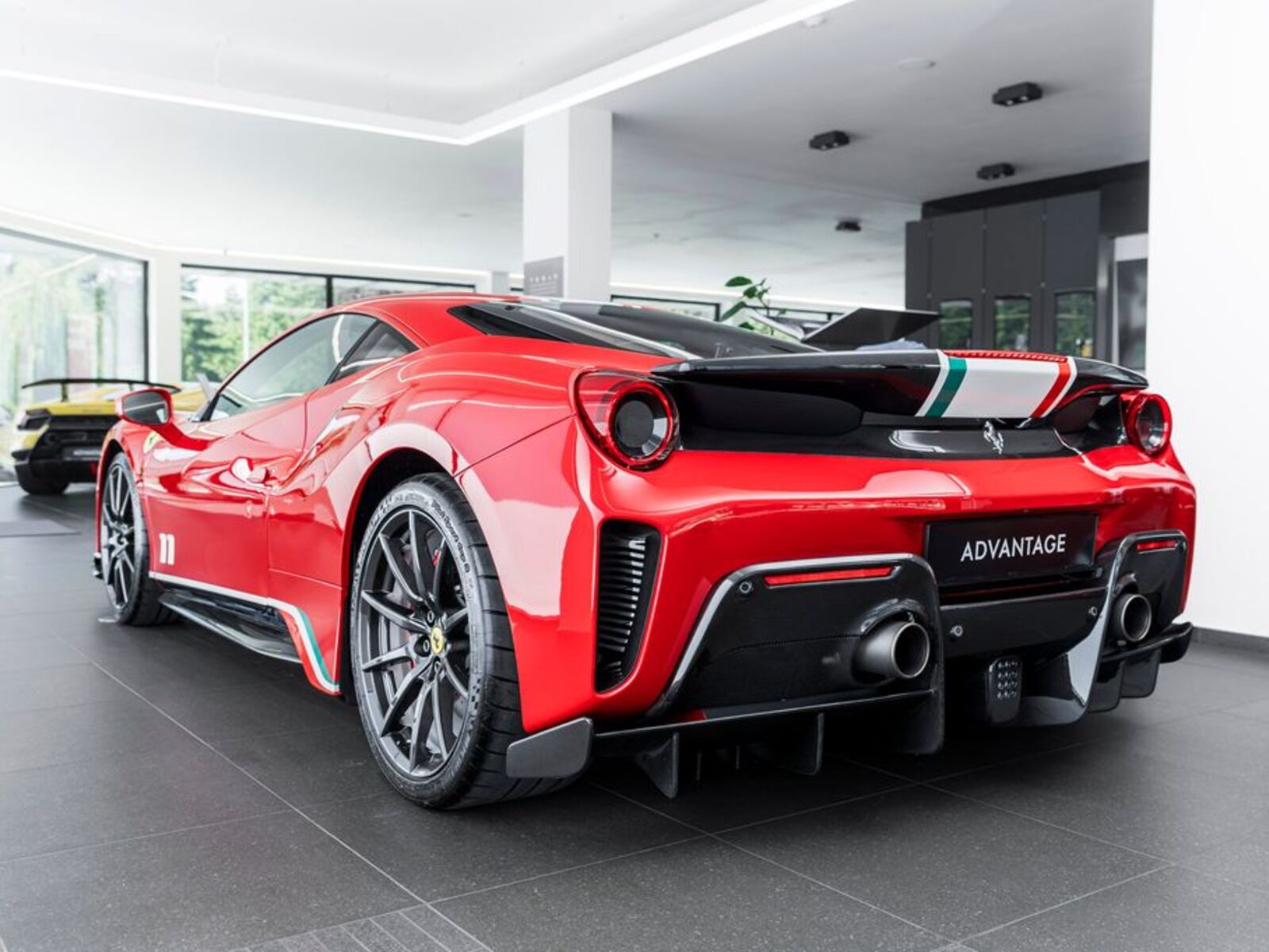 Ferrari 488 4