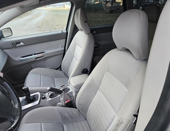 Volvo V50 10