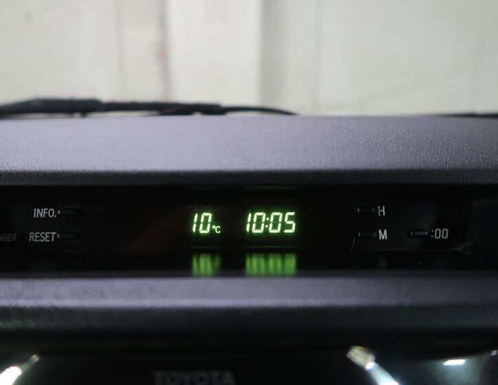 Toyota Hilux 17