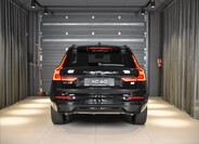 Volvo XC60 5