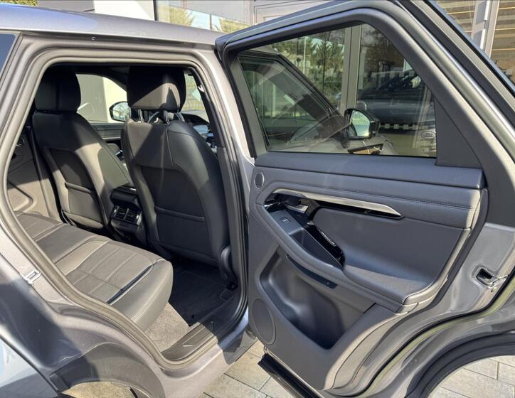 Land Rover Range Rover Evoque 11