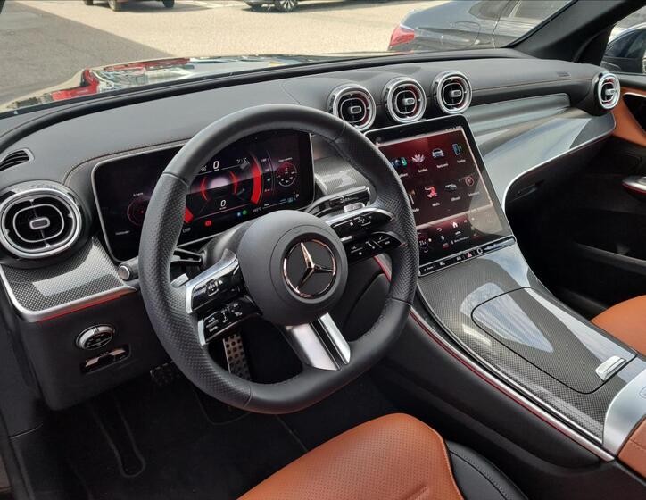 Mercedes-Benz GLC 9