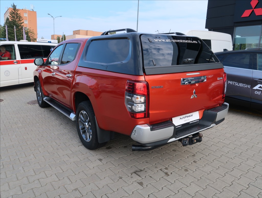 Mitsubishi L200