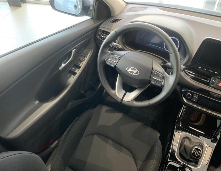 Hyundai i30 19