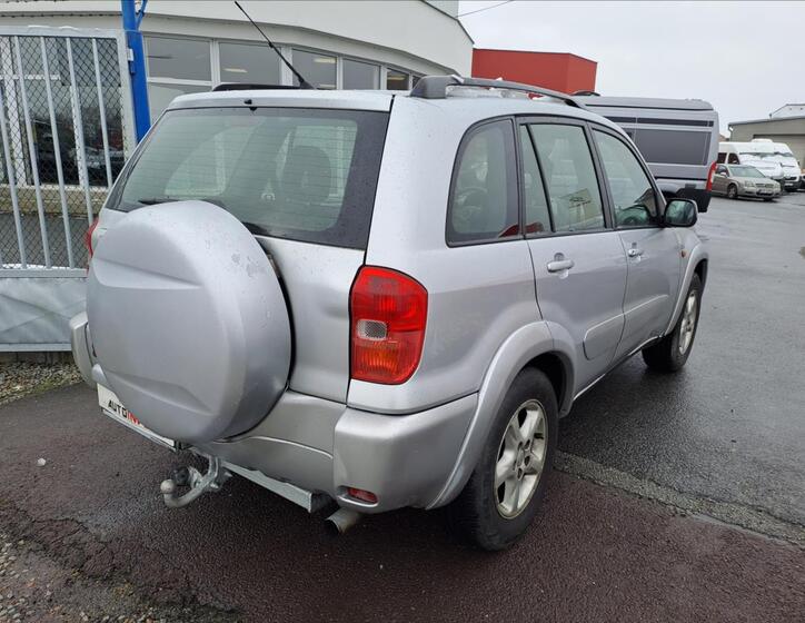 Toyota RAV4 3
