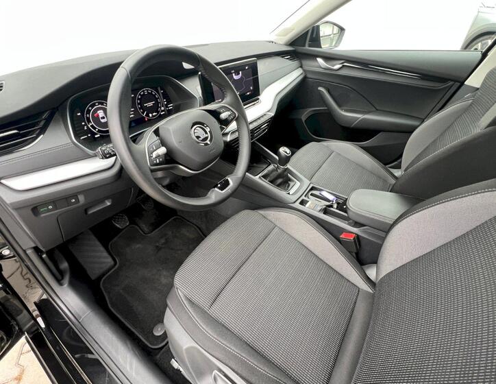 Škoda Octavia 15