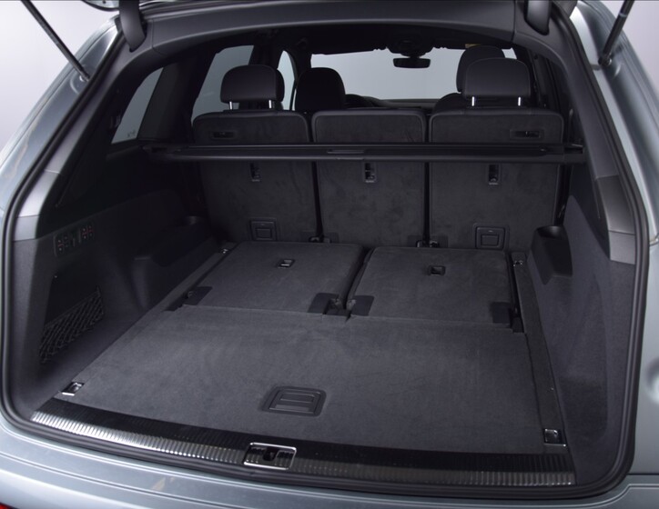 Audi Q7 7