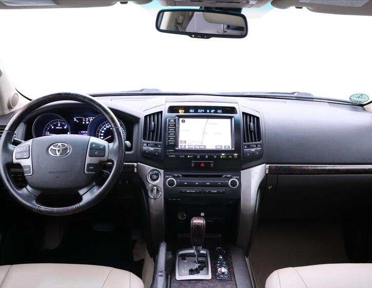 Toyota Land Cruiser 35