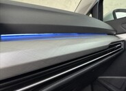 Volkswagen Golf 42