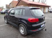 Volkswagen Tiguan 8