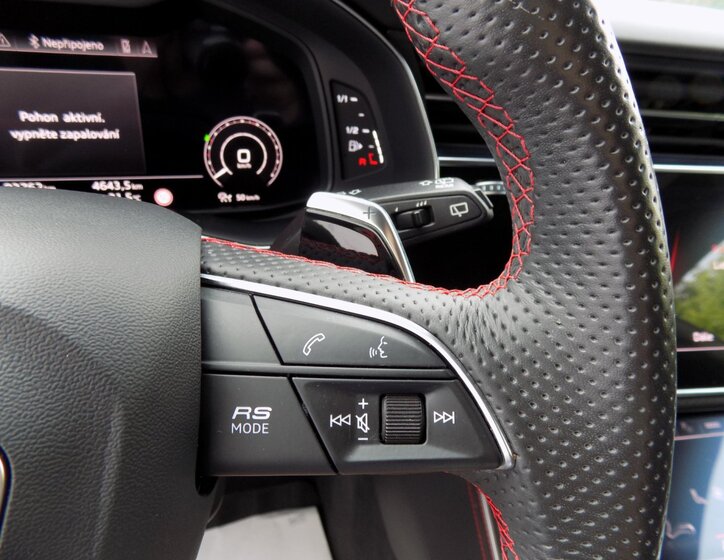 Audi RS Q8 29