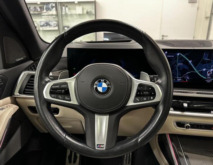 BMW X7 16