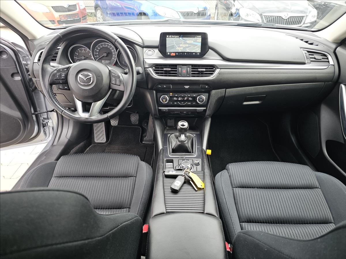 Mazda 6