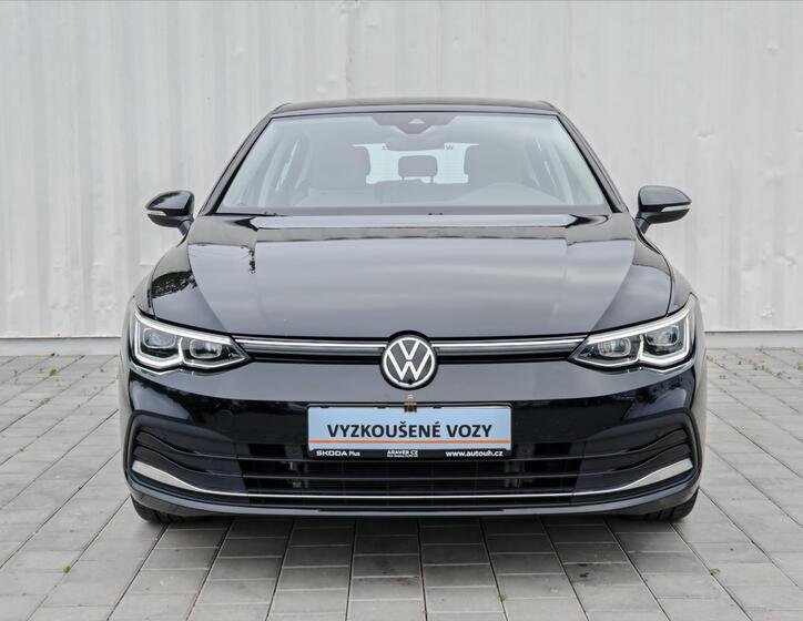Volkswagen Golf 8