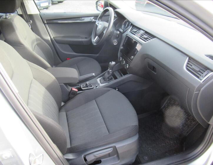 Škoda Octavia 19