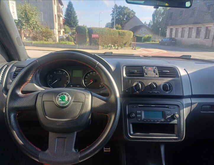 Škoda Fabia 16