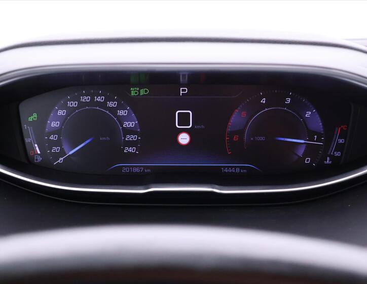 Peugeot 5008 22
