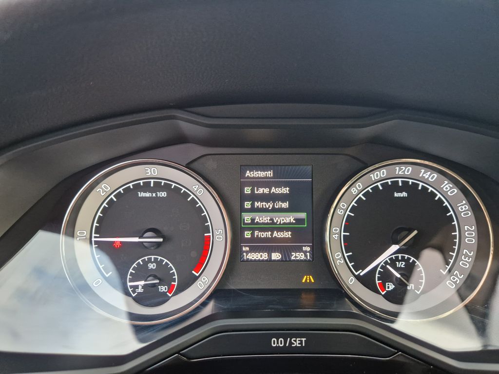 Škoda Superb