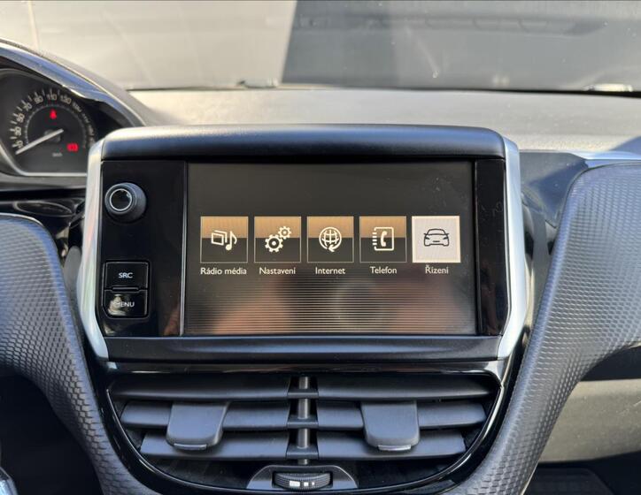 Peugeot 2008 17