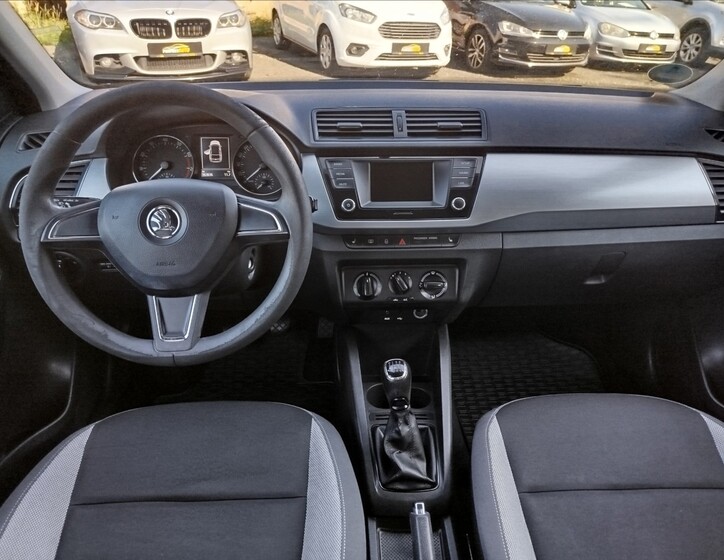Škoda Fabia 15