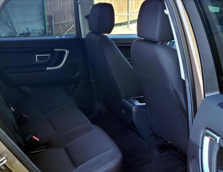 Land Rover Discovery Sport 19