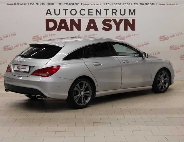 Mercedes-Benz CLA 4