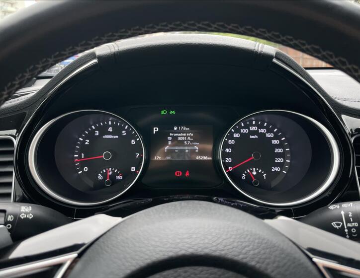 KIA ProCeed 9