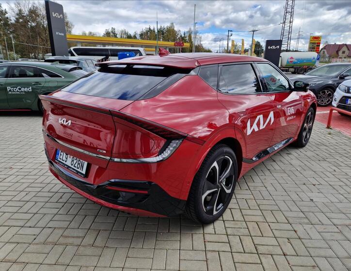 KIA EV6 5