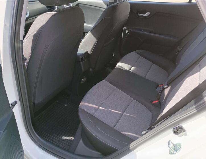 KIA Stonic 7
