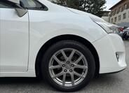 Toyota Verso 20