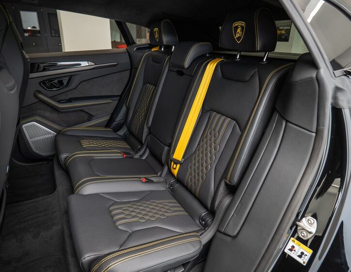 Lamborghini Urus 10