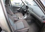Ford Galaxy 10