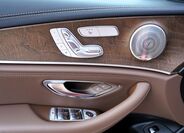 Mercedes-Benz Třídy E 19