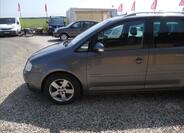 Volkswagen Touran 10