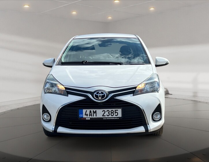 Toyota Yaris 2