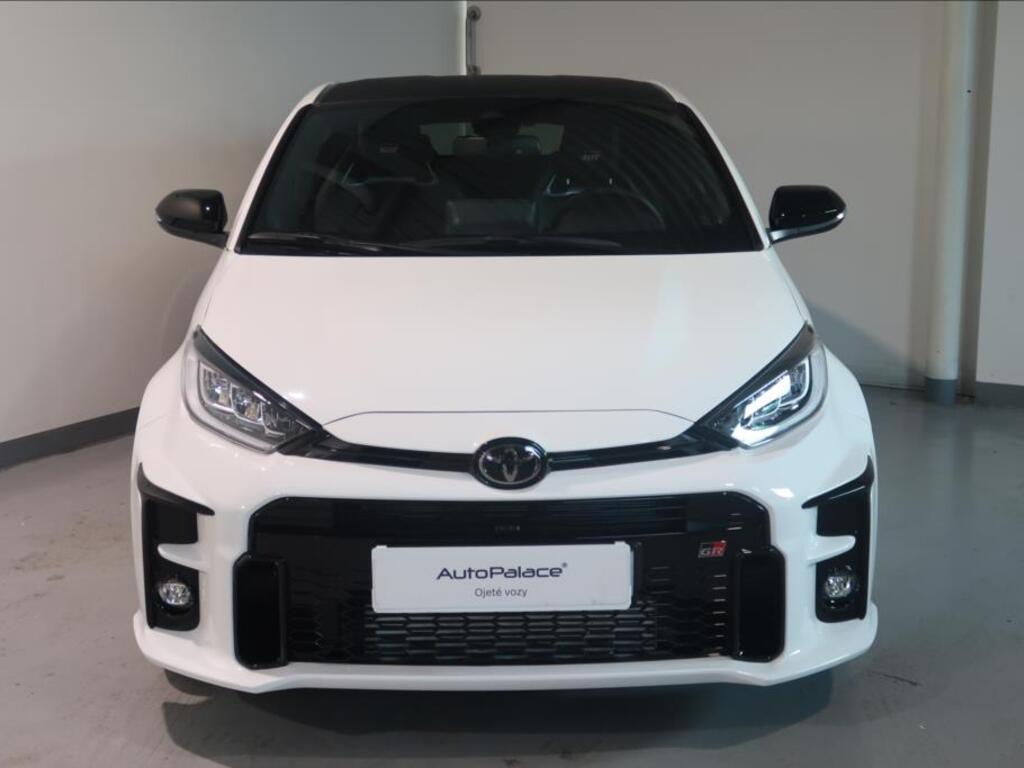 Toyota Yaris 2