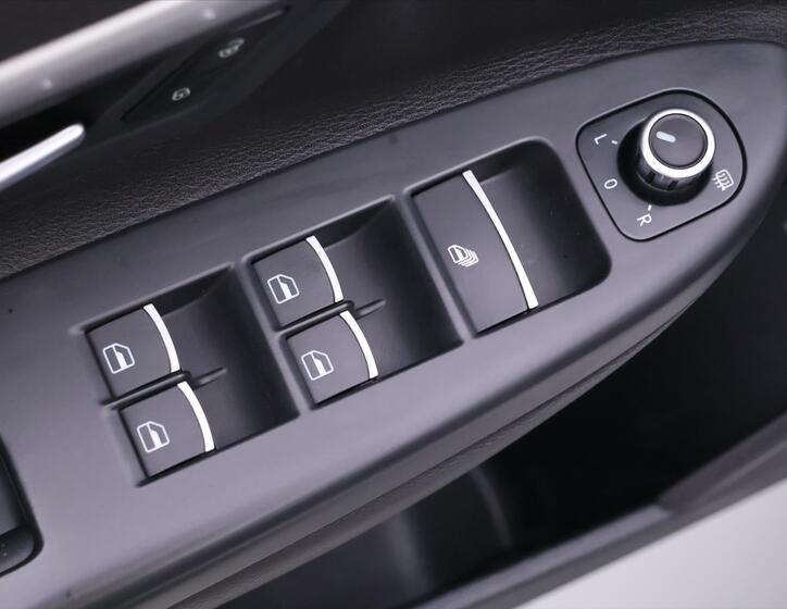 Volkswagen EOS 25