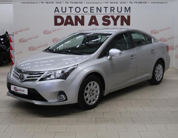 Toyota Avensis 1
